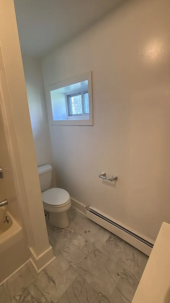 2 bed, $1,350 — Photo 2