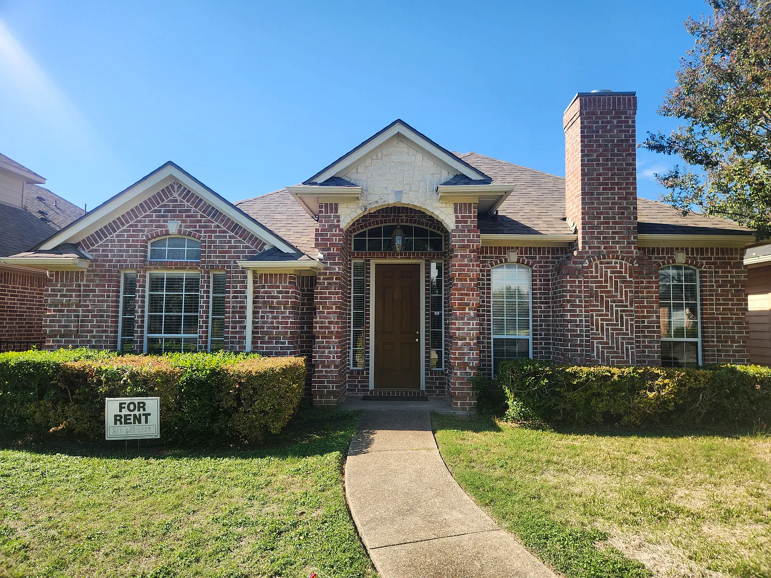 3 bed, 1702 sqft, $2,150 — Photo 1
