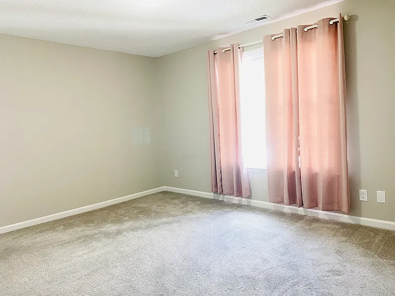 1705 Waterclose Ct — Photo 29