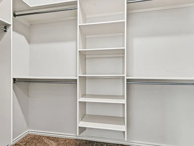 3203 Red Orchard Dr — Photo 25