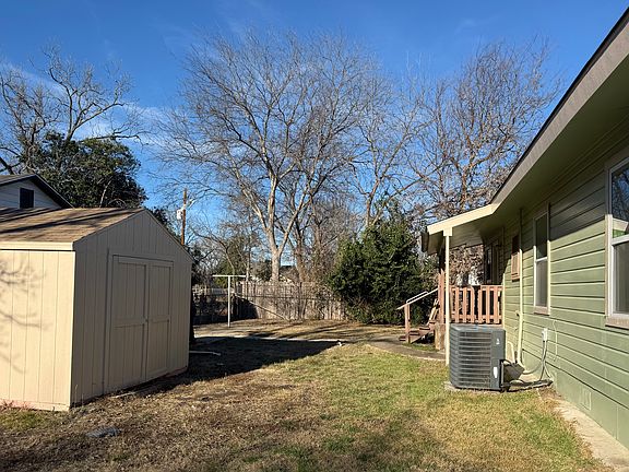 2nd image of 400 Patton Ave