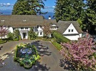 3 NW Scenic Dr, Seattle, WA 98177