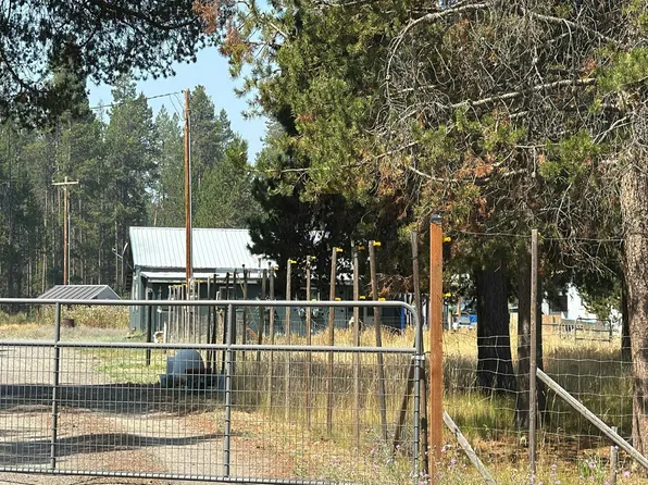 52655 Ranch Dr, La Pine, OR 97739
