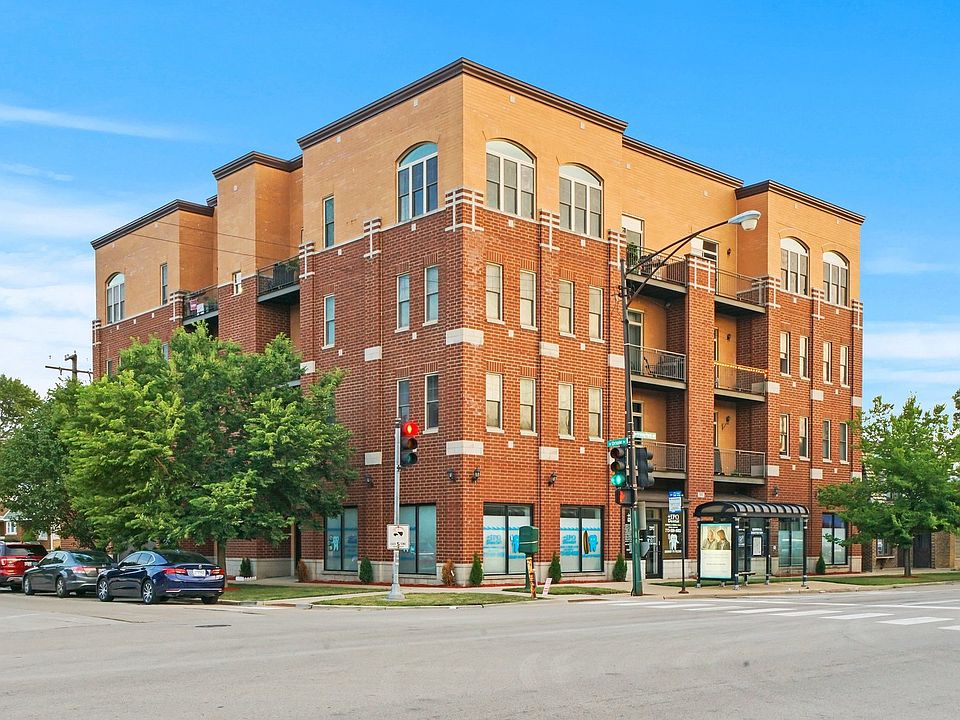 1st image of 3954 N Oriole Ave APT 404