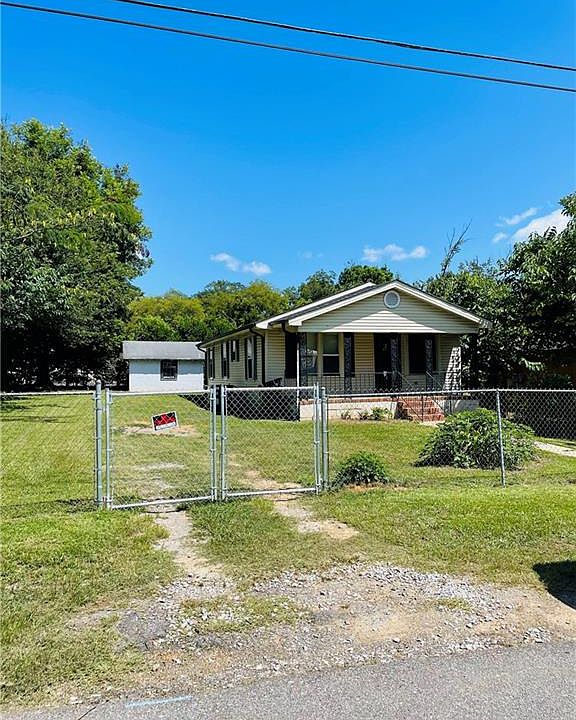 1st image of 1523 43rd Ave