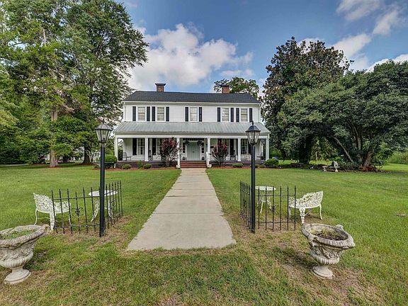 3rd image of 129 Shady Branch Ln