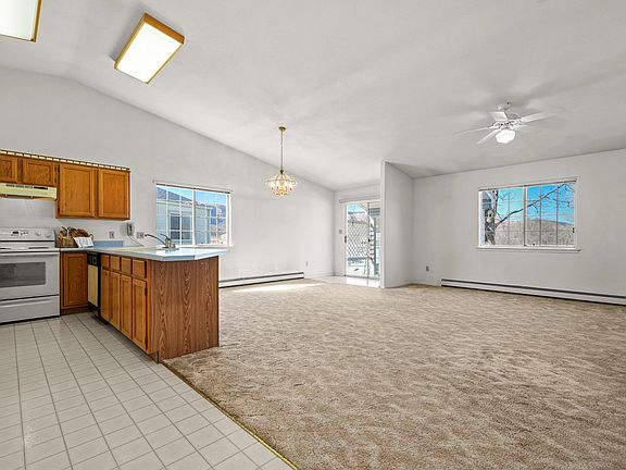 5th image of 5 Burgundy Ct