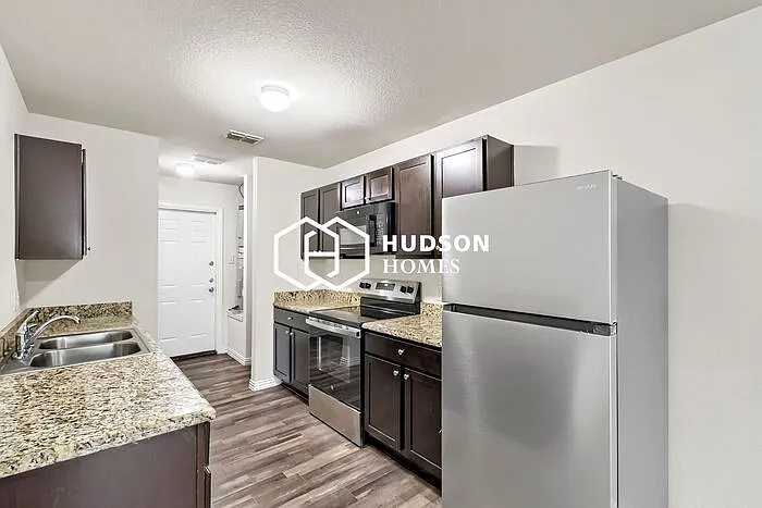 2701 Vogt St — Photo 5