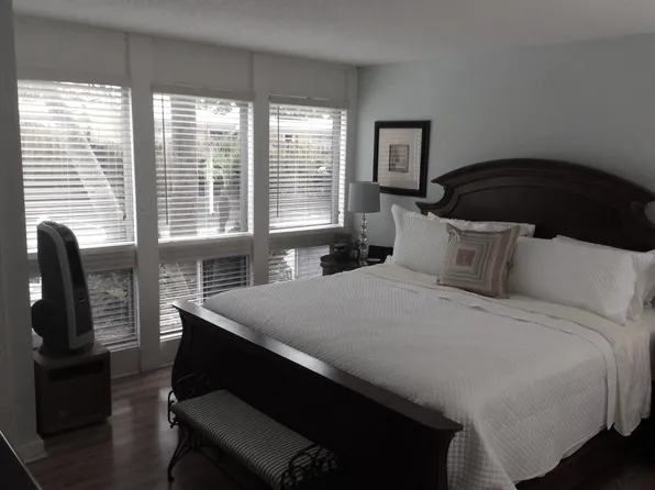 800 S Boulevard Of Presidents Unit 16, Sarasota, FL 34236