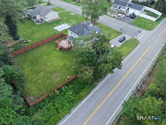 4th image of 85 Robertson Avenue