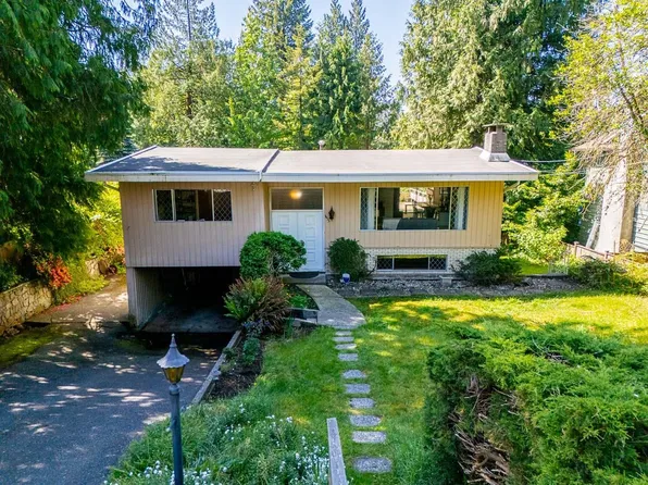 1453 Coleman St, North Vancouver, BC V7K 1W4