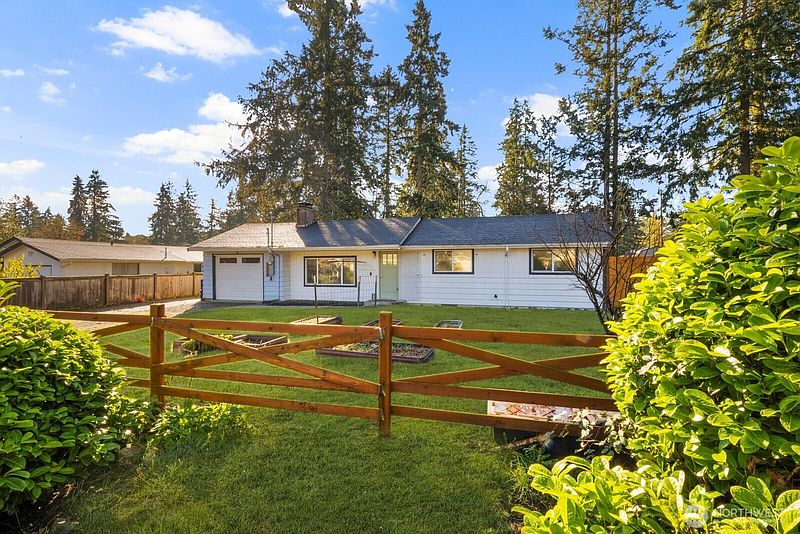 3rd image of 9808 Lawndale Avenue SW