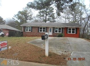 4566 Puckett St, Forest Park, GA