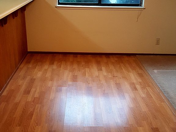 3rd image of 248 Usher Dr