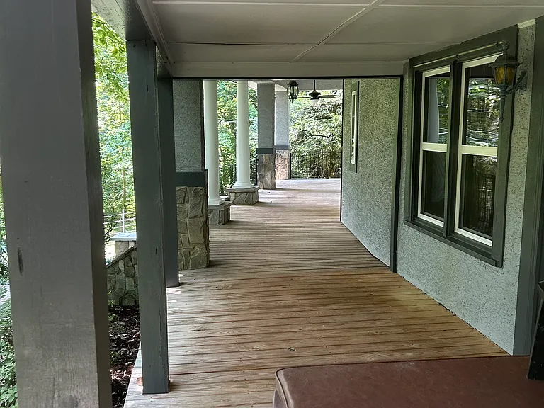 Carolina Ln — Photo 5