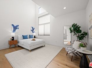 108 S Croft Ave APT 102, Los Angeles, CA 90048