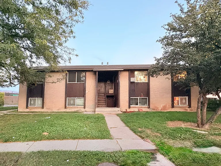 2523 S Lakecrest Dr — Photo 4
