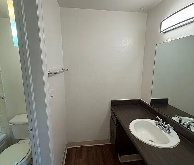1065 Saulsbury St #103 — Photo 4