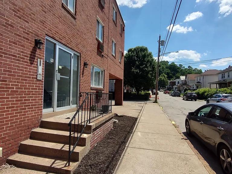 741 Washington Ave #1 — Photo 28