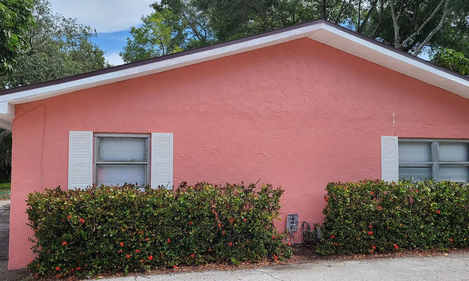 2 bed, 990 sqft, $1,700 — Photo 1