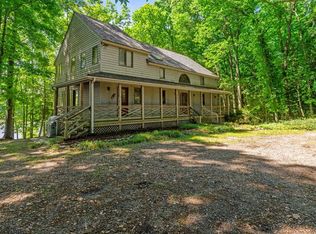 888 Brook Ave, Kinsale, VA 22488