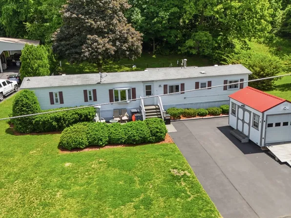 8 Donahue Ln, North Grafton, MA 01536