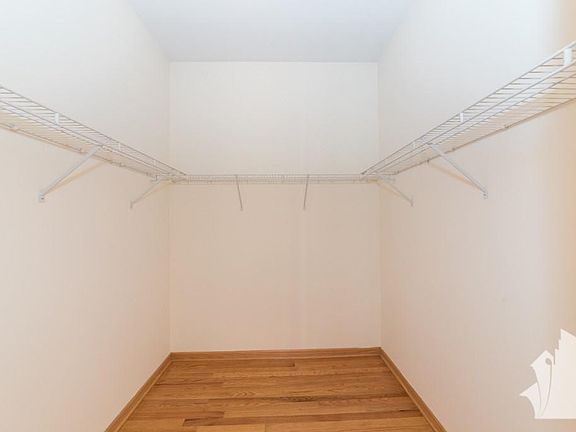 5th image of 2539 N Southport Ave #2531-3S
