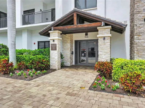 1135 3rd Ave S #518, Naples, FL 34102