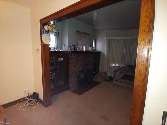 4th image of 3258 E 121st St