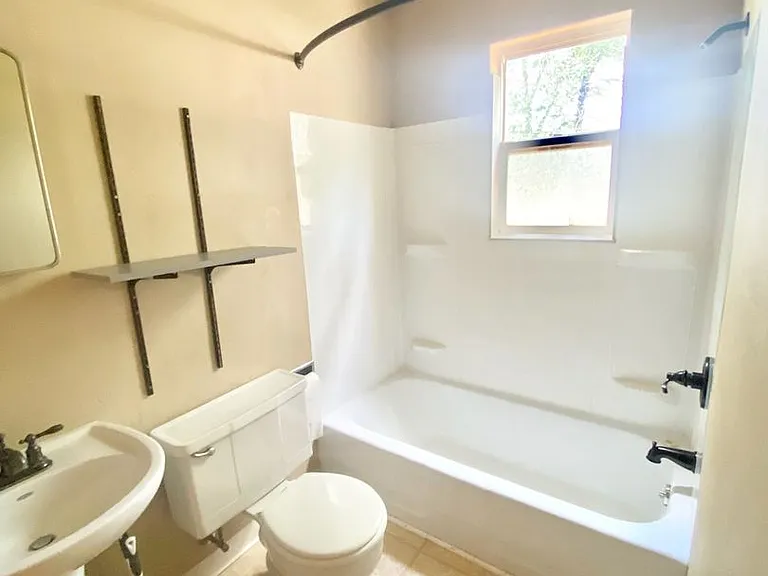 523 S Shields St — Photo 15