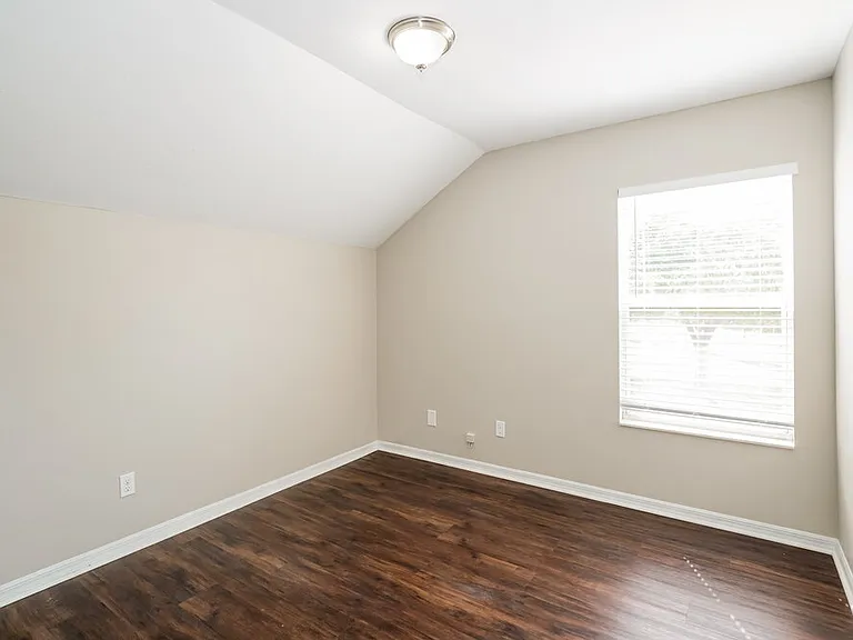 6023 Sand Key Ln — Photo 12