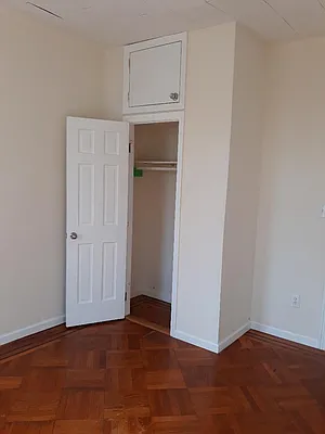 Rented by Voro, LLC | media 31