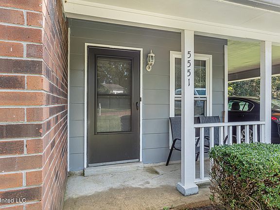 5th image of 5551 Chapel Hill Dr