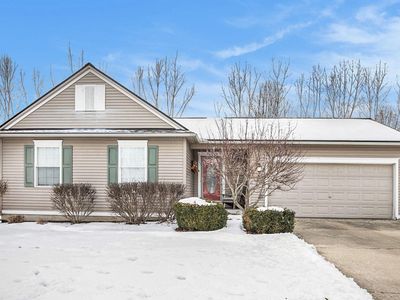 978 Water View Ln, Fenton, MI, 48430