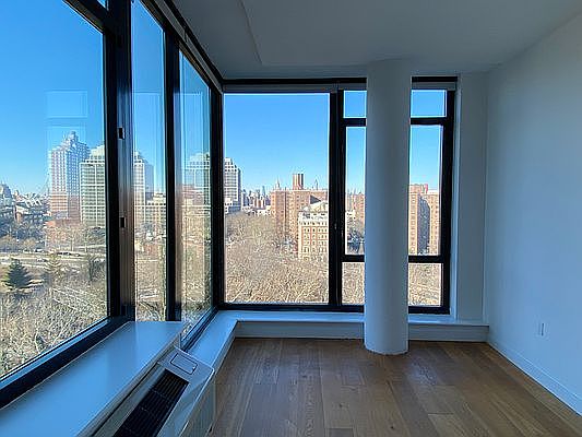 4th image of 180 Nassau St APT 10K