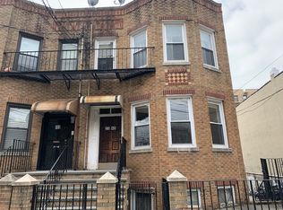 23-48 31st Dr #1, Astoria, NY 11106
