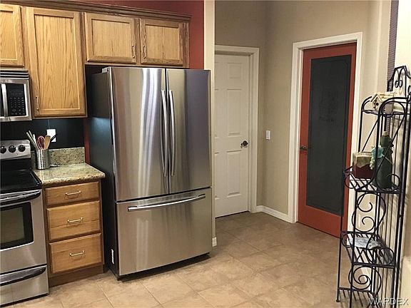 5th image of 2801 Esmerelda Dr