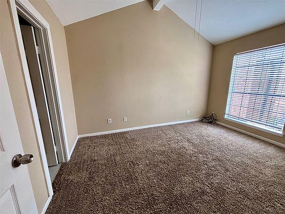 5th image of 4128 Childress St