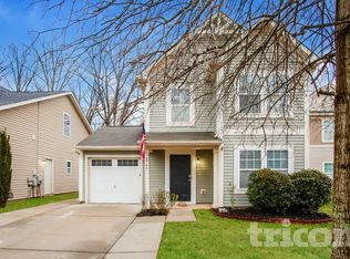 2743 Bramble Ridge Ct, Charlotte, NC 28215