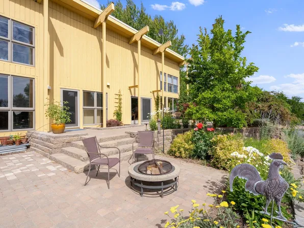 105605 N Harrington Rd, West Richland, WA 99353