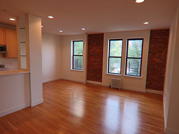 5th image of 5025 Broadway APT 3I