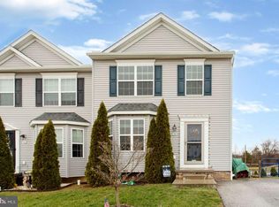 18 Skyview Cir, Hanover, PA 17331