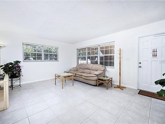 5th image of 650 Pinellas Point Dr S APT 101