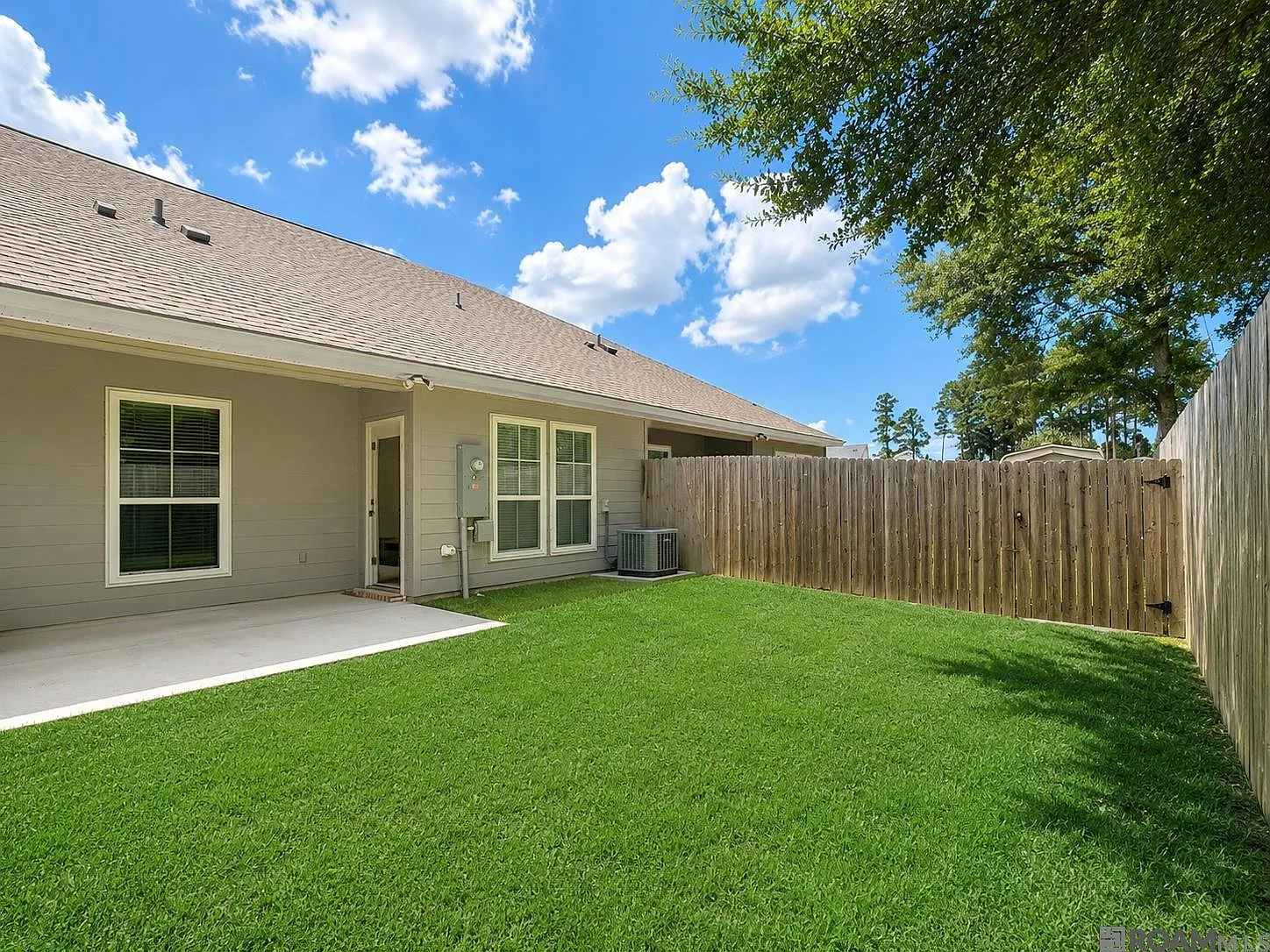 2 bed, 1030 sqft, $1,700 — Photo 3