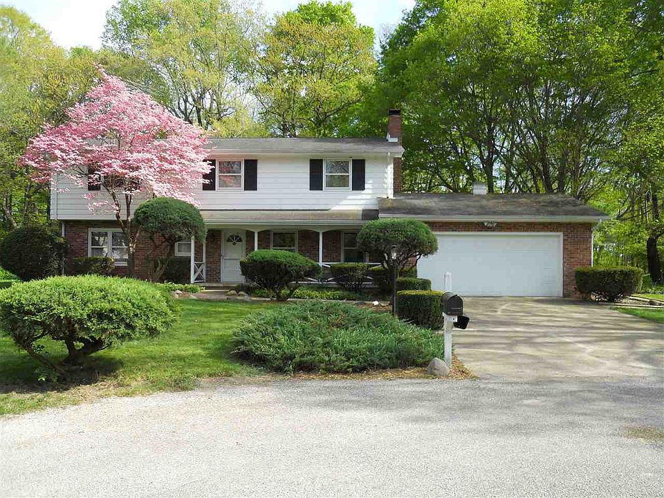 1st image of 51 Edgewood Ct