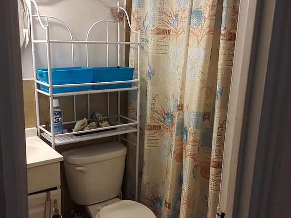 5th image of 2526 Radcliff Ave Floor 1