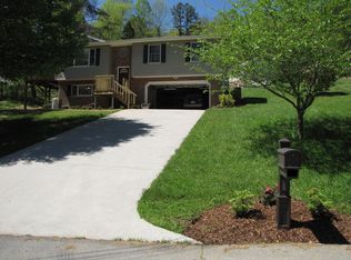 4020 Cooks Inlet Rd, Kingsport, TN 37664