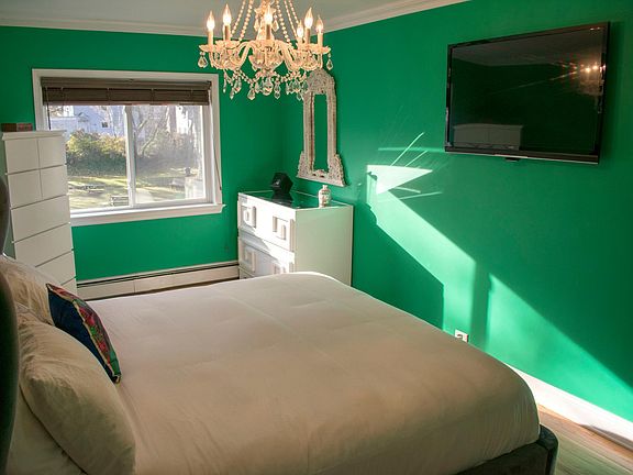 Bedroom #1