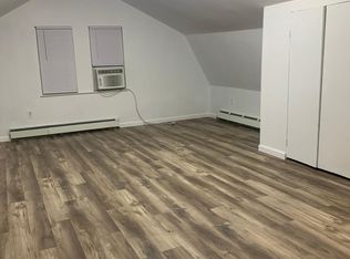 251 1st St #R, Yonkers, NY 10704