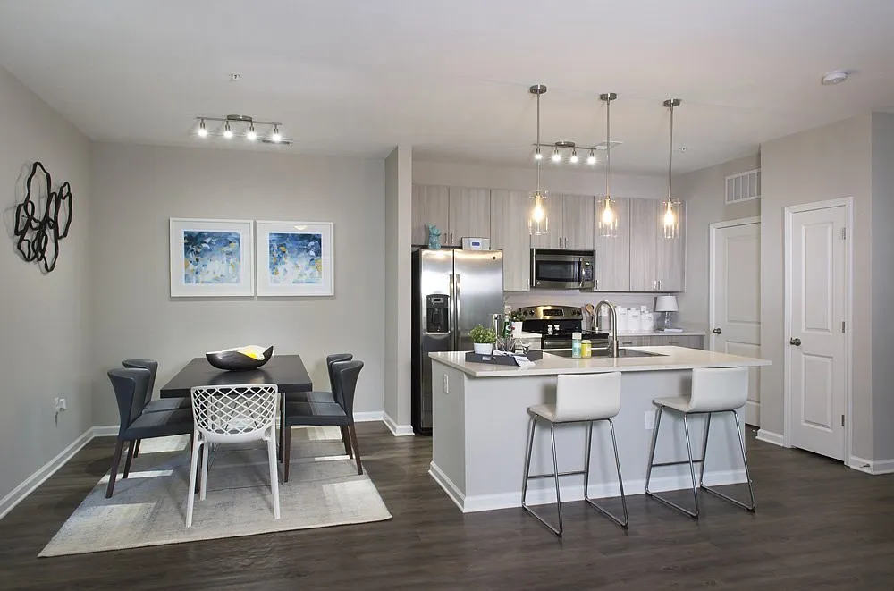 Legacy 521 Apartments — Photo 4